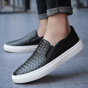 Tênis Casual de Couro - Slip On 2023