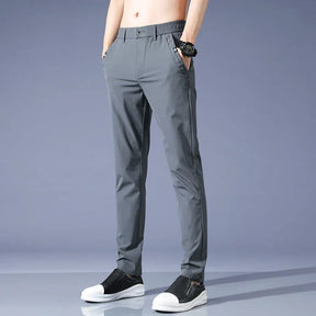 Calça Casual Slim Fit