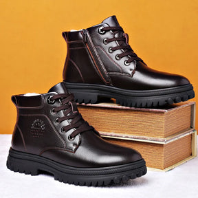 Bota Casual de Couro Inverno Passo Firme