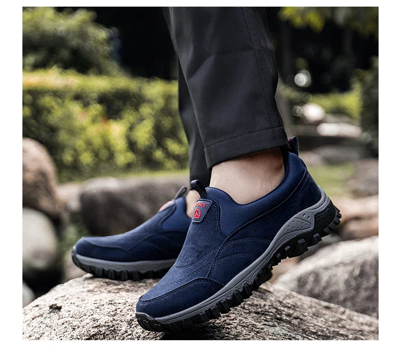 Tênis Casual de Camurça Slip-On Confort